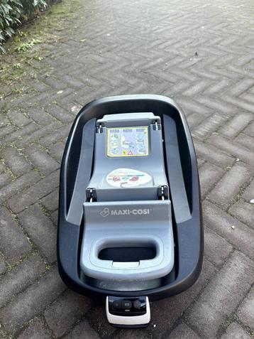 Maxi Cosi FamilyFix Isofix autostoel bevestiging beschikbaar voor biedingen