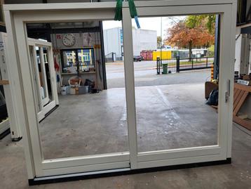 Nieuwe Hardhouten Hefschuifpui 300x240cm beschikbaar voor biedingen