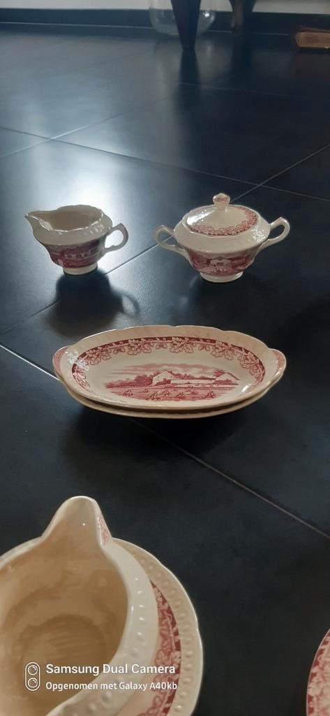 Compleet boerenhoeve servies, Antiek en Kunst, Antiek | Servies compleet, Ophalen of Verzenden