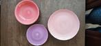 Roze, paars servies. Weinig gebruikt., Ophalen, Zo goed als nieuw, Bord(en), Overige stijlen