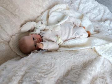 Reborn baby Eyes open - Verzwaard & Speentje!  beschikbaar voor biedingen