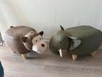 Leuke dierenpoef Kwantum- Aap en olifant, Rond, Minder dan 50 cm, Ophalen of Verzenden, Zo goed als nieuw