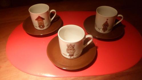 kop & schotel Klokken servies No 1 3 4 Nutroma koffiekop 3x, Antiek en Kunst, Antiek | Servies los, Ophalen of Verzenden