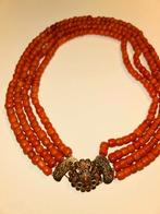 bloedkoraal 4 streng gouden slot, Ophalen of Verzenden, Goud, Ketting