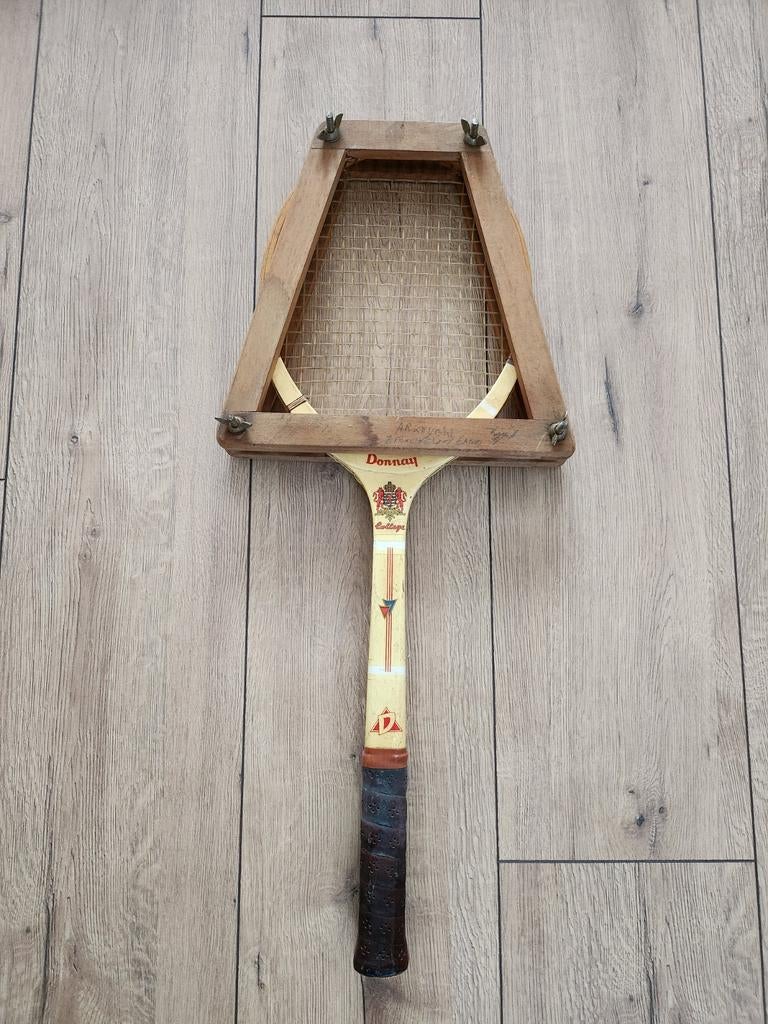 Klassiek vintage tennis racket, Sport en Fitness, Tennis, Ophalen of Verzenden, Gebruikt, Racket, Overige merken