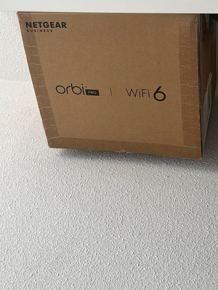 Netgear Orbi Pro AX6000 WiFi 6 Mesh Router, Computers en Software, Routers en Modems, Zo goed als nieuw, Router, Ophalen of Verzenden