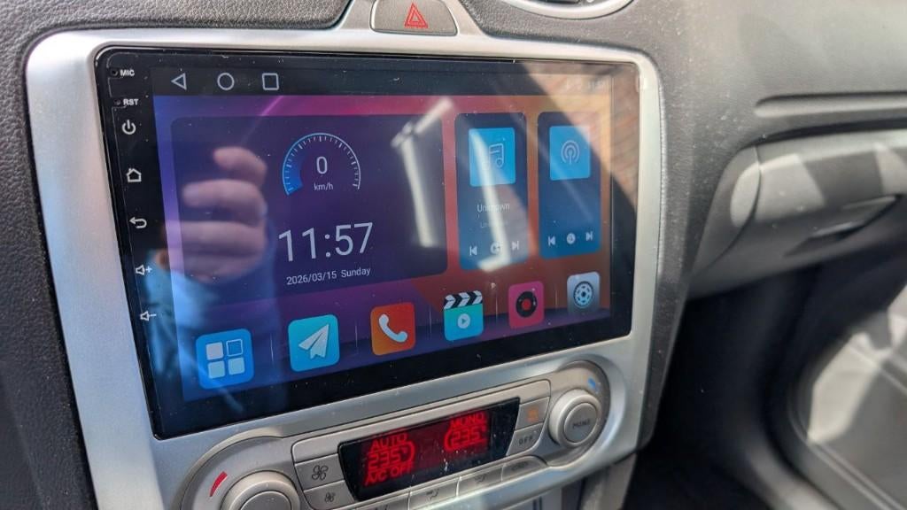 Ford Focus 2-din autoradio (2004/2010) (Android/Carplay), Auto diversen, Autoradio's, Ophalen of Verzenden, Zo goed als nieuw