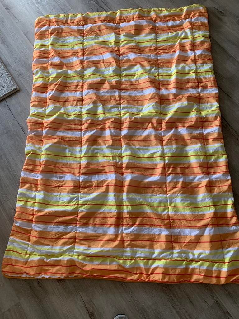 2 dunne zomerdekbedden 130x180 cm. Ideaal voor camping/thuis, Ophalen of Verzenden, Gebruikt