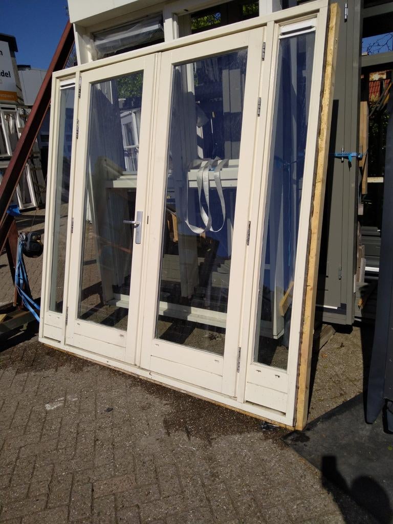 Kozijn met dubbele tuindeuren, Doe-het-zelf en Verbouw, Deuren en Horren, Gebruikt, Ophalen of Verzenden, Buitendeur, Glas