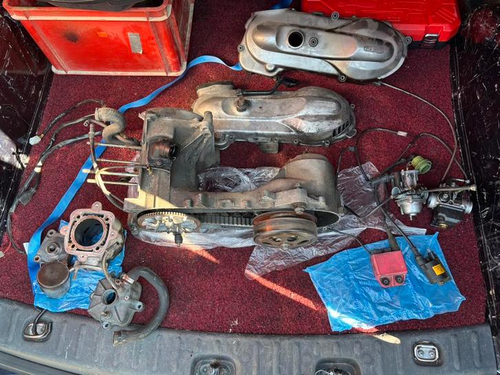 Piaggio Hexagon 150cc blok (180cc) plug and play, Fietsen en Brommers, Brommeronderdelen | Scooters, Gebruikt, Piaggio, Blok, Ophalen