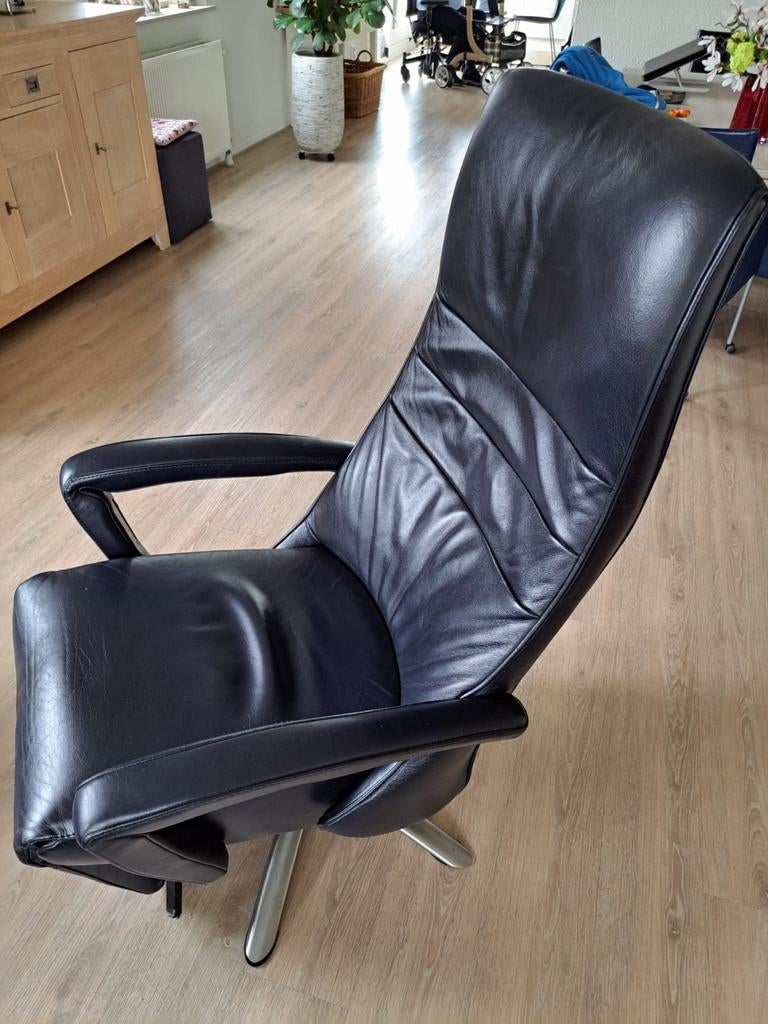 Leren Relaxstoel - Elektrisch (voetsteun defect, Ophalen, Gebruikt, Blauw, Leer