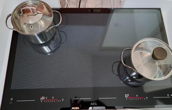 AEG 6000 serie TotalFlex inductie Kookplaat 80 cm IKE86683FB, Witgoed en Apparatuur, Kookplaten, Zo goed als nieuw, Inbouw, Inductie