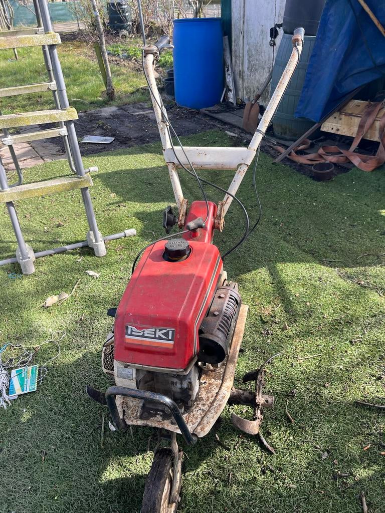 Iseki A200 benzine tuinfrees 4 takt (werkt op choke), Tuin en Terras, Ophalen, Gebruikt