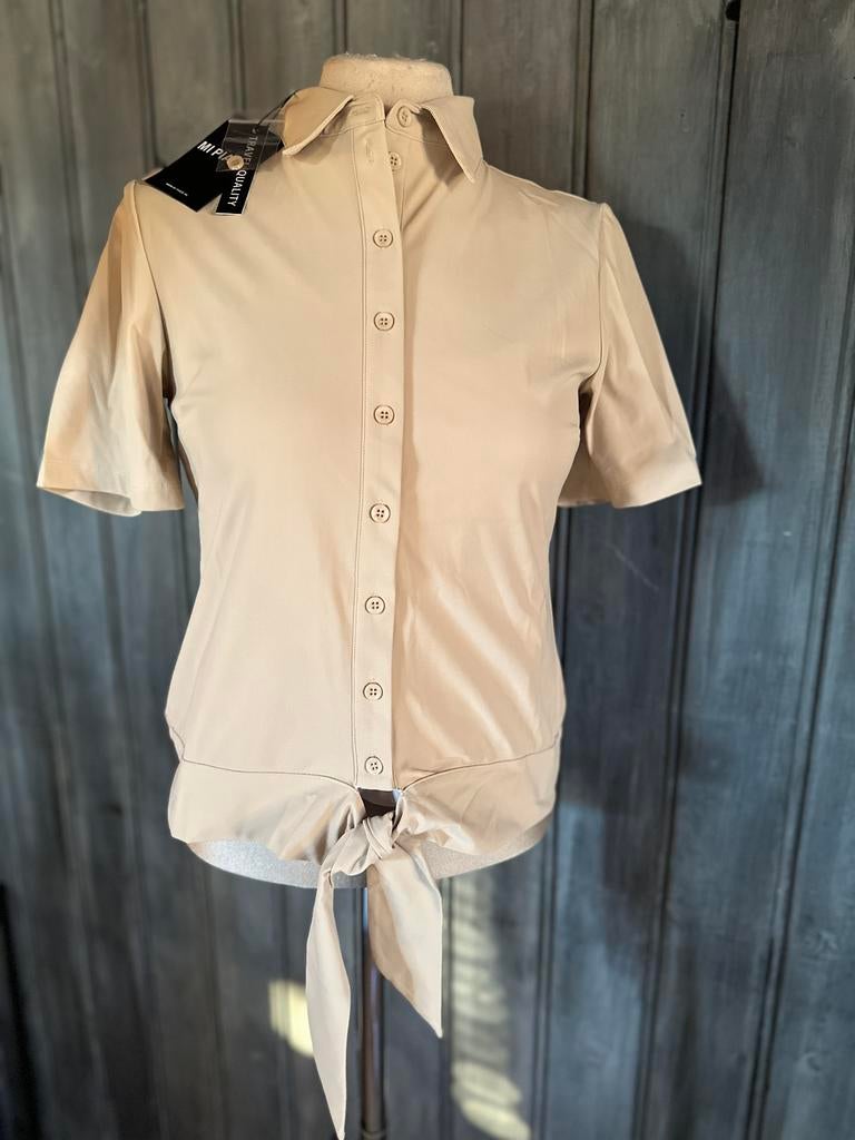 Mi Piace travelstof blouse maat: S kleur: Sand, Kleding | Dames, Blouses en Tunieken, Ophalen of Verzenden, Zo goed als nieuw