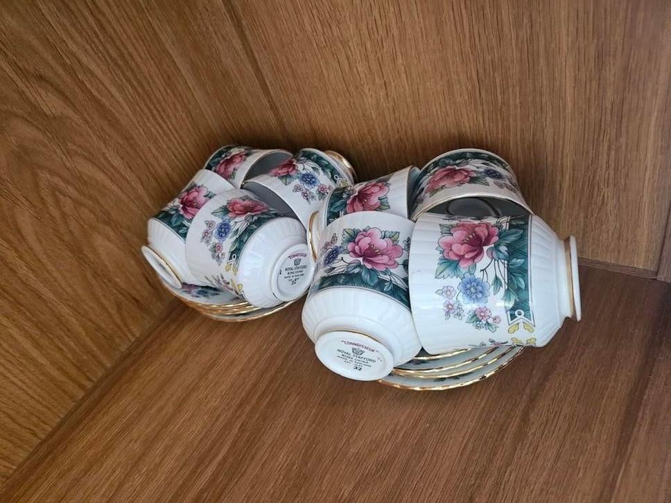 Royal Stafford "Connoisseur" theekopjes met schotels, Ophalen of Verzenden