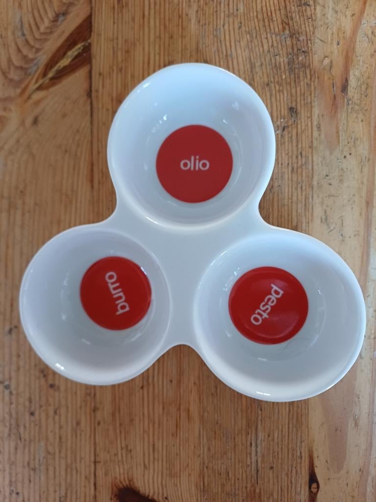 3 in 1 antipasti schaaltje., Ophalen, Keramiek, Nieuw, Schaal of Schalen