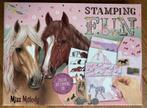 Miss Melody Stamping Fun - Stempelset Paarden, Hobby en Vrije tijd, Stempelen, Ophalen of Verzenden, Nieuw, Houten stempel