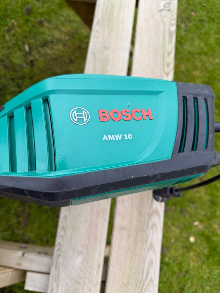 Bosch AMW10  heggenschaar / Bosmaaier, Ophalen, Zo goed als nieuw, Elektrisch, Bosch