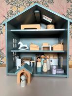 Houten Poppenhuis met Meubels en Poppetjes, Ophalen, Gebruikt, Poppenhuis