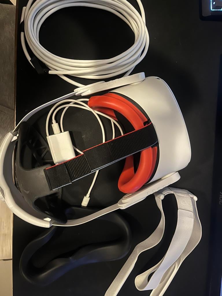 Oculus Quest 2 64GB met betere strap en Link kabel, Spelcomputers en Games, Virtual Reality, Ophalen of Verzenden, Gebruikt, VR-bril