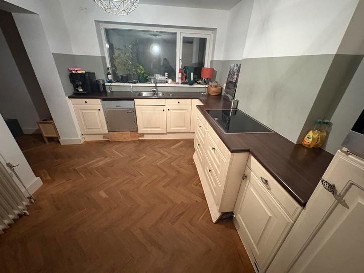 Gratis keuken incl. Koelkast/oven/magnetron/Neff inductie, Huis en Inrichting, Keuken | Complete keukens, Zo goed als nieuw, Hoekkeuken