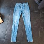 Eksept Spijkerbroek, middenblauw, ZGAN, mt 31, Blauw, Ophalen of Verzenden, Zo goed als nieuw, W30 - W32 (confectie 38/40)