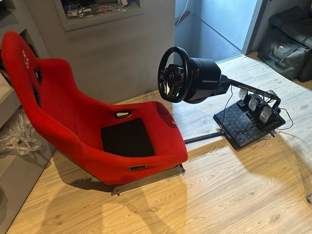 Thrustmaster T248 Simrig met racestoel, Ophalen, Gebruikt, Racen en Vliegen