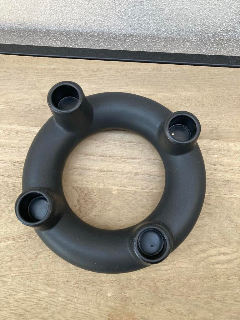 Zusss zwarte ring kandelaar met 4 houders, Ophalen, Kunststof, Gebruikt, Zwart