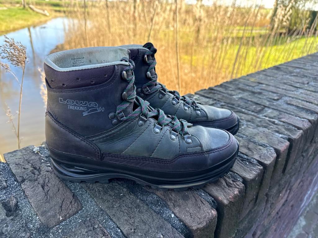 Lowa Trekking wandelschoenen dames maat 41, Sport en Fitness, Bergsport en Wandelen, Ophalen of Verzenden, Gebruikt, Schoenen