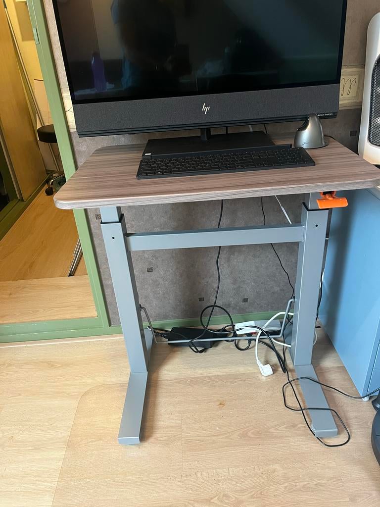 Worktrainer bouncydesk zit sta bureau 50x70 cm, Huis en Inrichting, Bureaus, Ophalen, Zit-sta bureau, Gebruikt, Spaanplaat of MDF