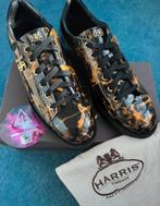 NIEUW Harris Sneaker UK10 On-Fire Zwart Goud/Geel/Oranje, Overige kleuren, Verzenden, Nieuw, Sneakers of Gympen