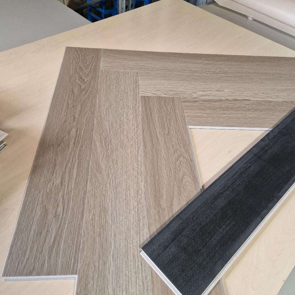 Circa 23 m2 visgraat klik pvc. Furtex Forest CDW1065L-30, Ophalen, Zo goed als nieuw, 10 tot 25 m², Laminaat