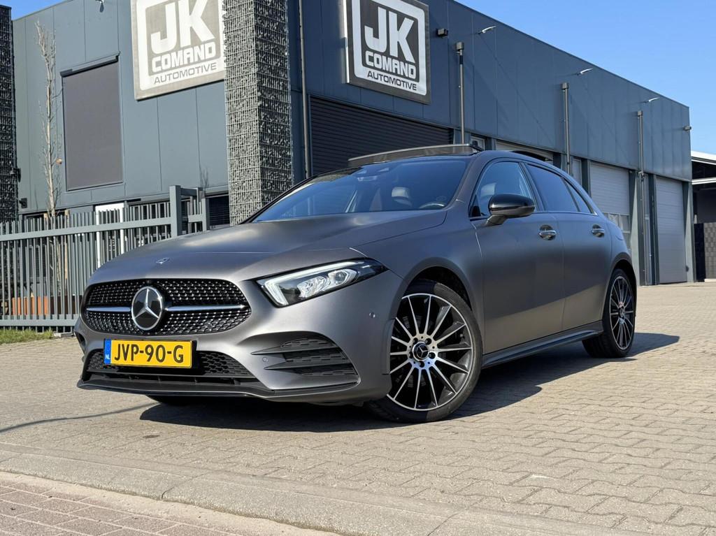 Mercedes A-klasse 250 e AMG|Magno Grijs|Pano|360camera|Bur, Auto's, Gebruikt, Zwart, 4 cilinders, 160 pk