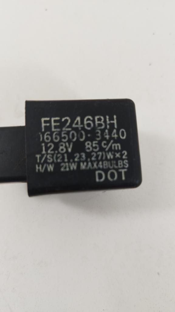 Knipperlicht Relais Yamaha yzf R6 R1 XJ, Motoren, Niet ingevuld, Gebruikt, Niet ingevuld, Ophalen of Verzenden