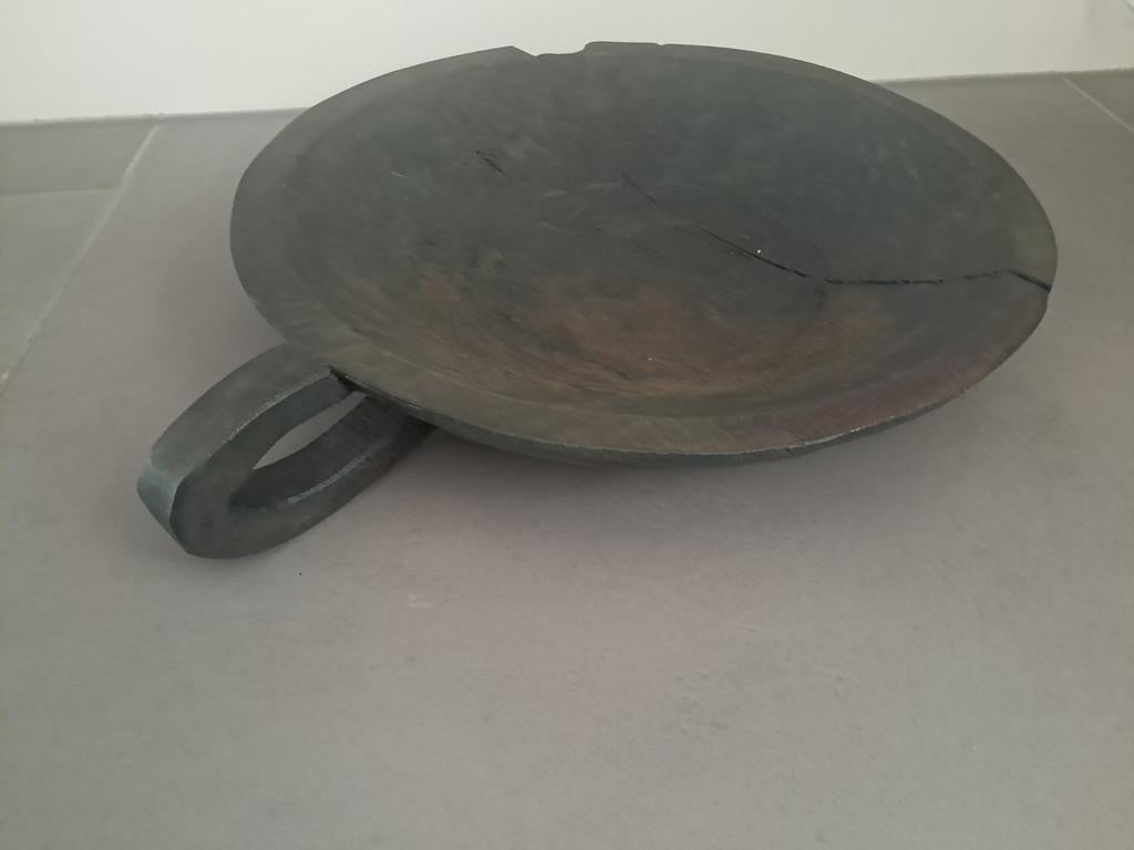 Stoer en sober schaal hout, Ophalen of Verzenden, Rond, Hout