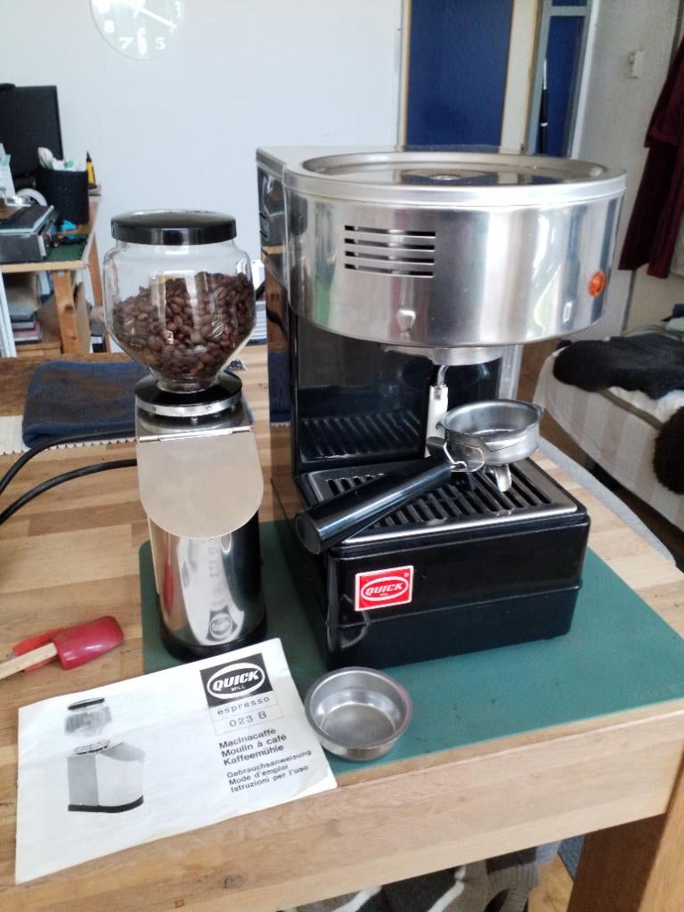 Quickmill 820-R Superiore Stretta en koffiemolen, Gebruikt, Espresso apparaat, 10 kopjes of meer, Afneembaar waterreservoir