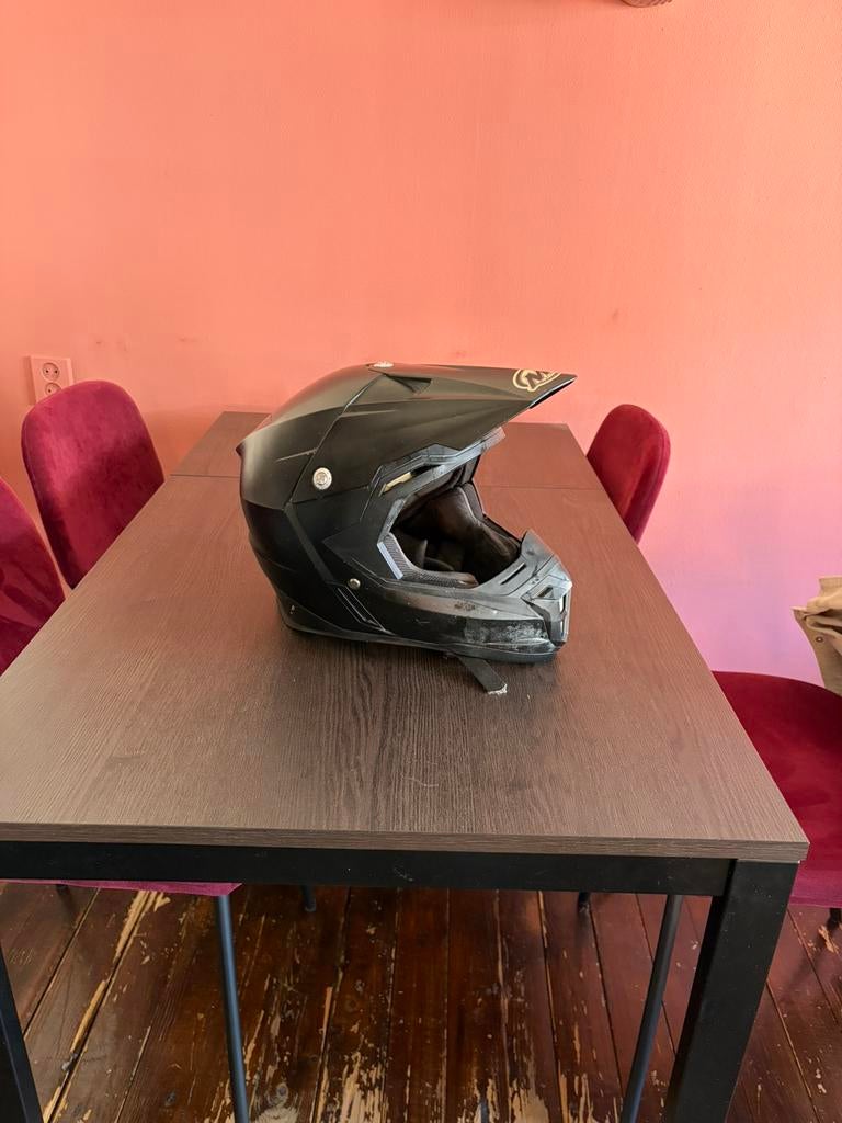 Scooter / Crosshelm MT – Zwart – Goede staat, Motoren, Kleding | Motorhelmen, Ophalen, Tweedehands, XL, Overige merken