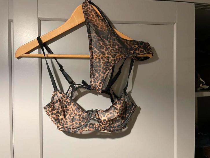 Panterprint lingerie setje maat S van Shein, Kleding | Dames, Ondergoed en Lingerie, Setje, Overige kleuren, Ophalen of Verzenden