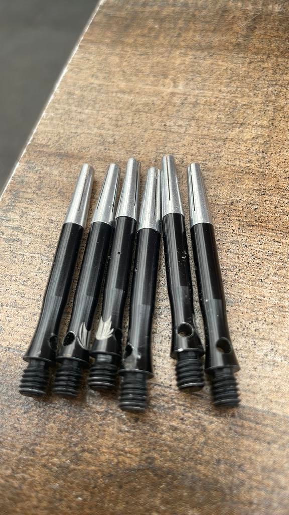 9 delige shafts goedde staat, Sport en Fitness, Darts, Ophalen of Verzenden, Zo goed als nieuw, Shafts