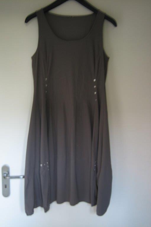 Exclusief taupe jurkje of overgooier INDIES maat 3 snazzeys, Maat 38/40 (M), Bruin, Verzenden, Nieuw