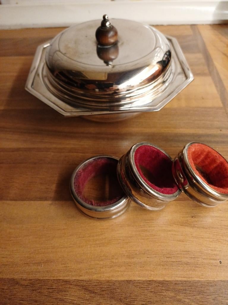 Verzilverde botervloot en servetringen, Ophalen of Verzenden