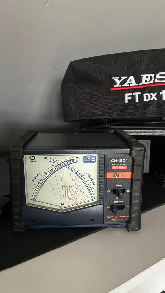 Daiwa CN-801 SWR & Power Meter perfect staat, Telecommunicatie, Zenders en Ontvangers, Ophalen of Verzenden, Zo goed als nieuw