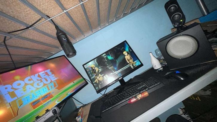 Alleen te ruil voor scoobie of iets dergelijks beschrijving!, Ophalen, Gebruikt, Full HD, 60 Hz of minder