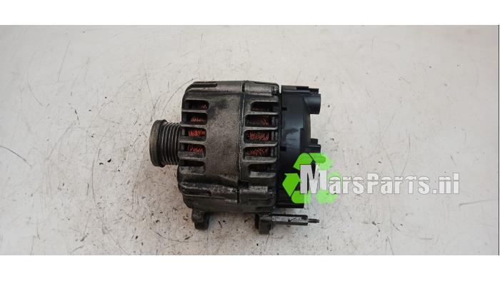 Dynamo van een Volkswagen Golf, Auto-onderdelen, Motor en Toebehoren, Volkswagen, Gebruikt, 3 maanden garantie, Ophalen of Verzenden
