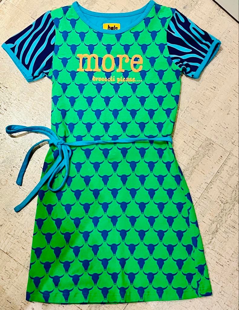 Handgemaakt jurkje van Hals over kop - Maat 122/128, Kinderen en Baby's, Kinderkleding | Maat 122, Ophalen of Verzenden, Nieuw