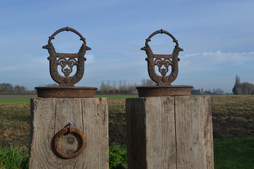 2 prachtige 19de eeuwse gietijzeren voetschrapers, Tuin en Terras, Tuinwanddecoratie, Ophalen, Gebruikt