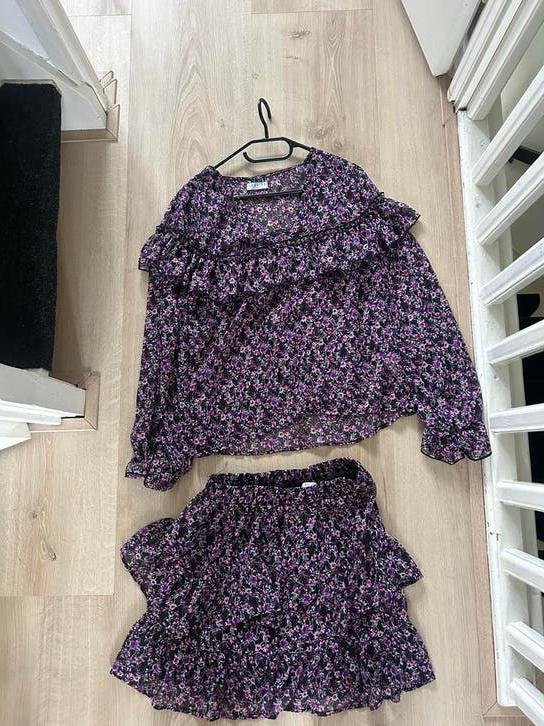 Kledingsetje Loavies maat M, Kleding | Dames, Ophalen of Verzenden, Gedragen, Maat 38/40 (M), Paars