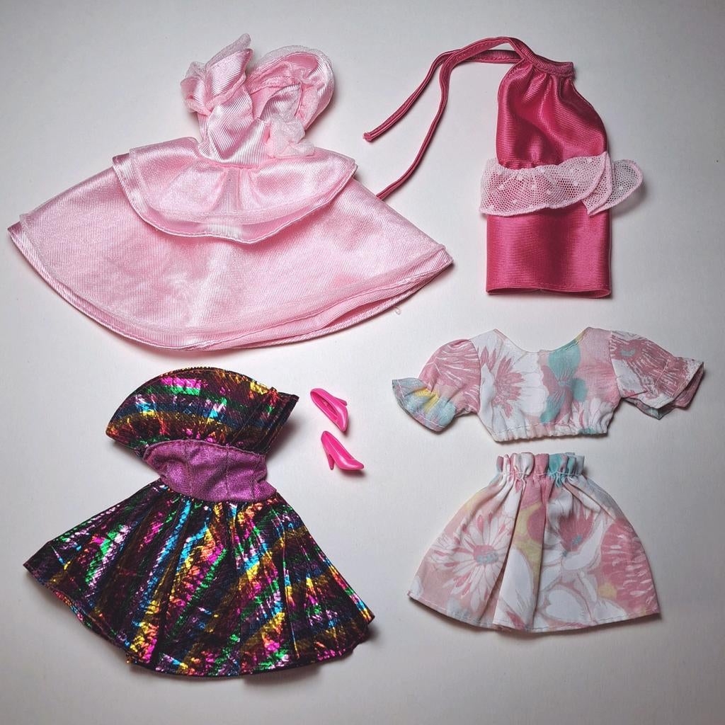 Vintage Mattel Barbie kleertjes begin 1990s, Verzenden, Zo goed als nieuw, Kleertjes