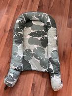 Babynestje Done by Deer met bladerenprint, Ophalen, Gebruikt, Minder dan 140 cm, Minder dan 70 cm