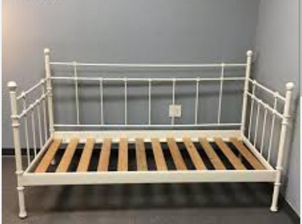 Ikea Tromsnes bed, Huis en Inrichting, Ophalen, 90 cm, Eenpersoons, Zo goed als nieuw